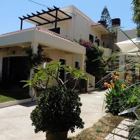 Julies Apartments Kokkini Hani Exterior photo